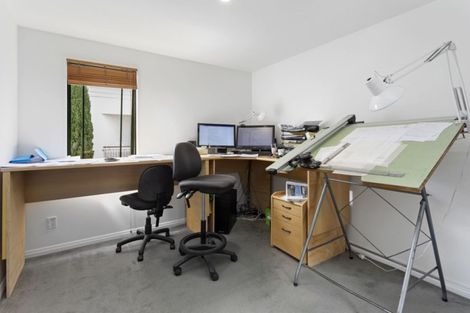 Photo of property in Regent Courts, 5/75 Gloucester Street, Christchurch Central, Christchurch, 8013