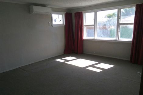 Photo of property in 91 Palmers Road, New Brighton, Christchurch, 8083
