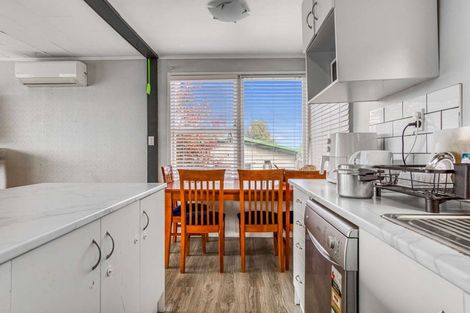 Photo of property in 72 Mallard Drive, Selwyn Heights, Rotorua, 3015