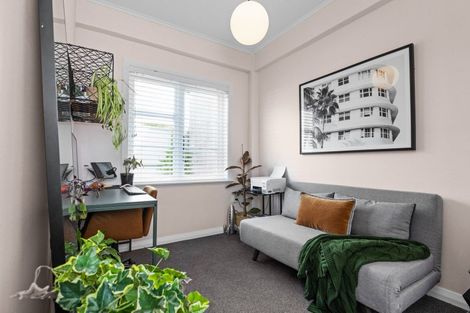 Photo of property in 541a Marine Parade, Napier South, Napier, 4110