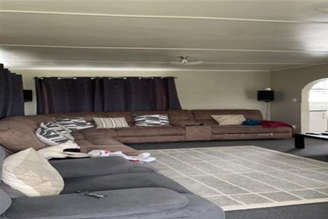 Photo of property in 1/6 Hunua Road, Papakura, 2110