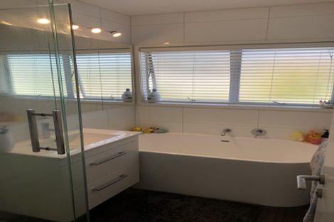 Photo of property in 2/11 Ripon Crescent, Meadowbank, Auckland, 1072