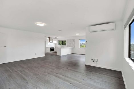 Photo of property in 65 Reynella Drive, Massey, Auckland, 0614