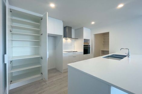 Photo of property in 16 Wexford Crescent, Halswell, Christchurch, 8025