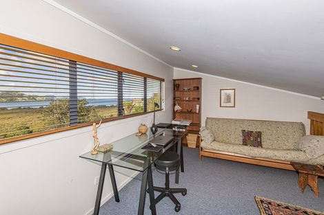 Photo of property in 26 Beach Road, Onerahi, Whangarei, 0110
