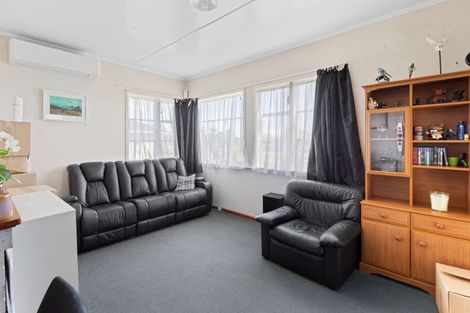 Photo of property in 75 Swiss Avenue, Gonville, Whanganui, 4501
