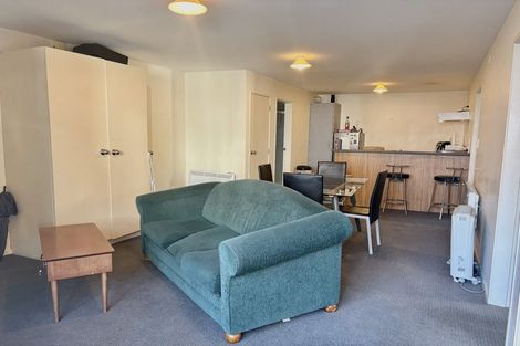 Photo of property in 4/27 Drummond Street, Mount Cook, Wellington, 6021