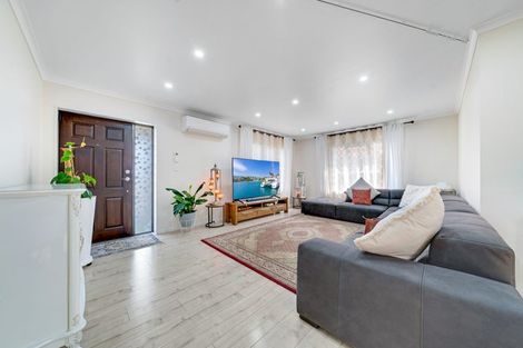 Photo of property in 122a Pah Road, Papatoetoe, Auckland, 2025