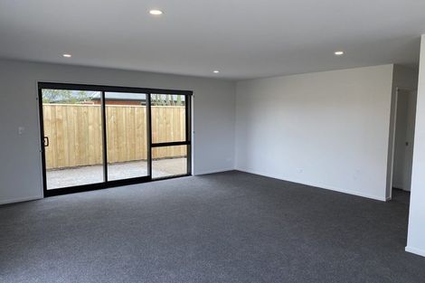 Photo of property in 22 Eileen Way, Rolleston, 7615
