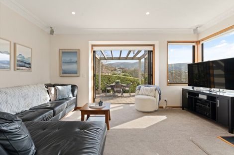 Photo of property in 10 Braeview Crescent, Maori Hill, Dunedin, 9010