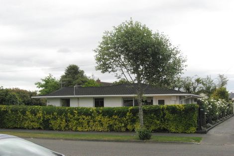 Photo of property in 1/102 Roydvale Avenue, Burnside, Christchurch, 8053