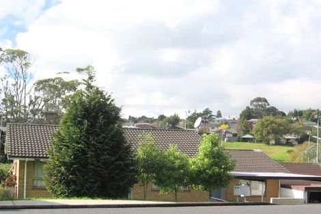 Photo of property in 3/48 Glendale Road, Glen Eden, Auckland, 0602