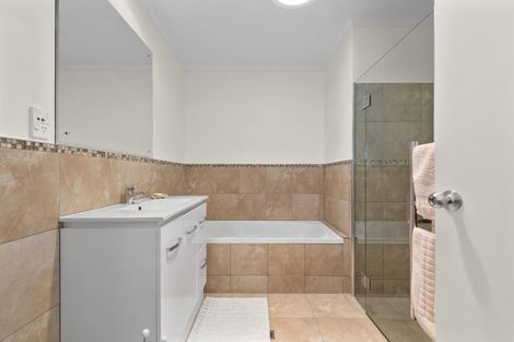 Photo of property in 4a York Street, Glenholme, Rotorua, 3010