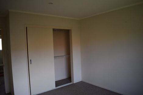 Photo of property in 9/43 Fruitvale Road, New Lynn, Auckland, 0600