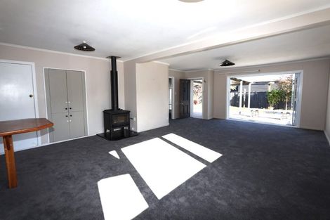Photo of property in 26 Willow Avenue, Hannahs Bay, Rotorua, 3010