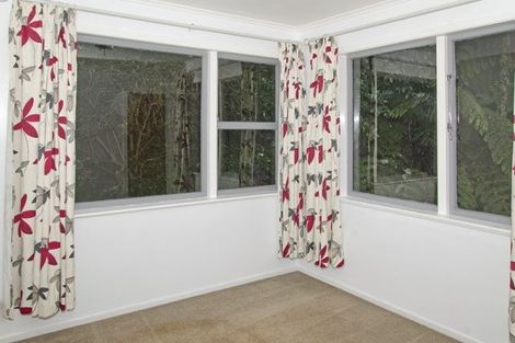 Photo of property in 43 Waima Crescent, Titirangi, Auckland, 0604