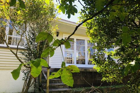 Photo of property in 6 Palmer Avenue, Glen Eden, Auckland, 0602