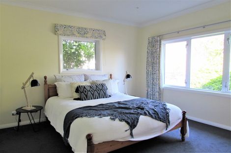 Photo of property in 18 Middleton Road, Johnsonville, Wellington, 6037