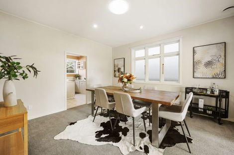 Photo of property in 4 Wesley Road, Kelburn, Wellington, 6012