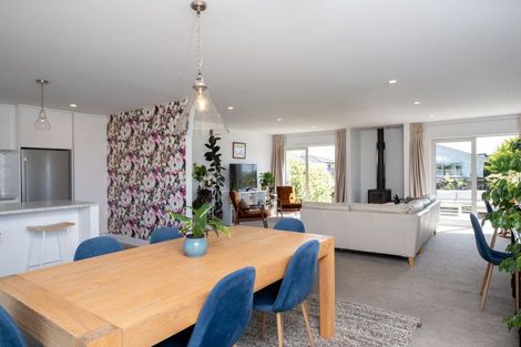 Photo of property in 20 Aparima Place, Awatoto, Napier, 4110