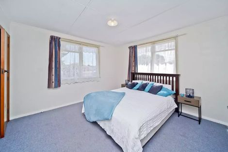 Photo of property in 10 Hockin Place, Fairfield, Hamilton, 3214