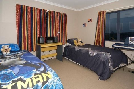Photo of property in 28 Carol Lee Place, Albany Heights, Auckland, 0632