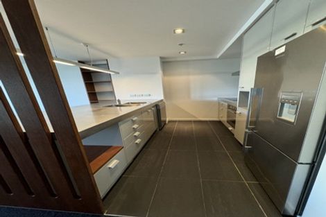 Photo of property in Piermont Apartments, 5i/82 Cable Street, Te Aro, Wellington, 6011