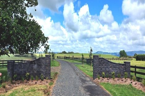 Photo of property in 83 Settlement Road, Puni, Pukekohe, 2678