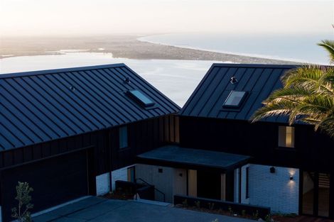 Photo of property in 9 Loader Lane, Clifton, Christchurch, 8081