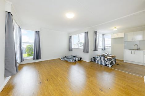 Photo of property in 22 Olive Crescent, Papatoetoe, Auckland, 2025