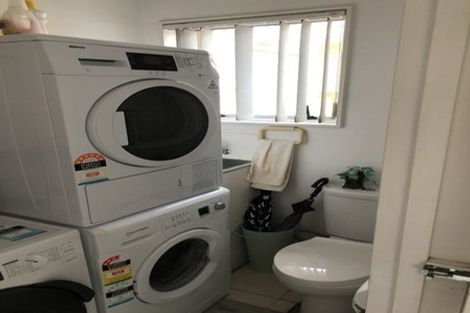 Photo of property in 8 Acacia Road, Torbay, Auckland, 0632