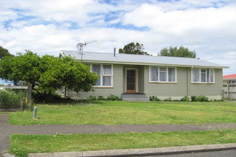 Photo of property in 5 Forbury Place, Mangere, Auckland, 2022