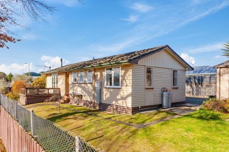 Photo of property in 27 Te Rangitautahanga Road, Turangi, 3334