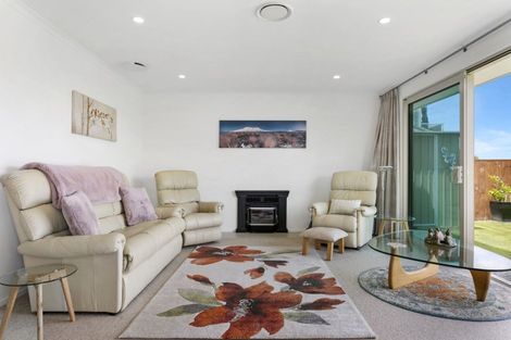 Photo of property in 52 Huka Heights Drive, Rangatira Park, Taupo, 3330