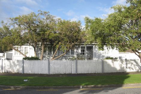 Photo of property in 15 Hodgins Grove, Naenae, Lower Hutt, 5011