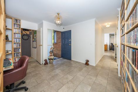 Photo of property in 23 Waiwherowhero Drive, St Andrews, Hamilton, 3200