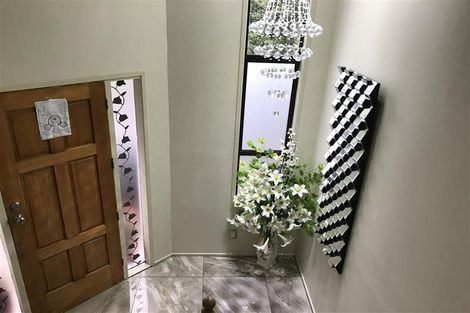 Photo of property in 17 Derrimore Heights, Clover Park, Auckland, 2019