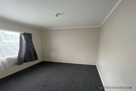 Photo of property in 2/388a West Coast Road, Glen Eden, Auckland, 0602