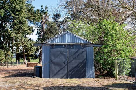 Photo of property in 1661 North Eyre Road, West Eyreton, Rangiora, 7475