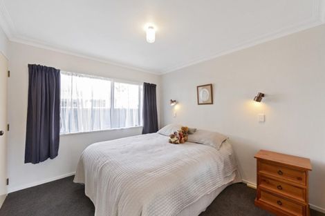 Photo of property in 33 Berescourt Place, Mount Maunganui, 3116