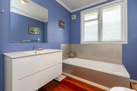 Photo of property in 119 Matai Road, Raumati South, Paraparaumu, 5032