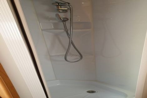 Photo of property in 2/249 One Tree Point Road, One Tree Point, 0118