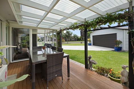 Photo of property in 9 Ocean Breeze Drive, Waihi Beach, 3611