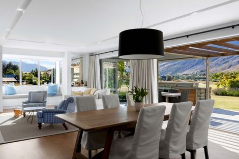 Photo of property in 15 Ayrburn Ridge, Arrowtown, Queenstown, 9371