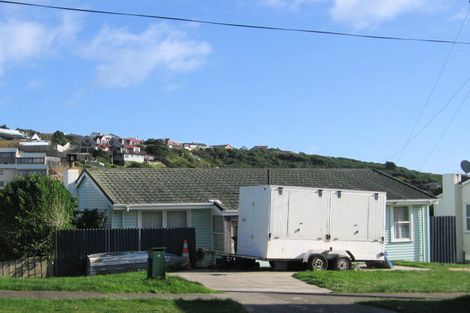 Photo of property in 17 Matatiro Street, Titahi Bay, Porirua, 5022