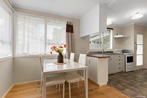 Photo of property in 16 Dellwood Avenue, Henderson, Auckland, 0612