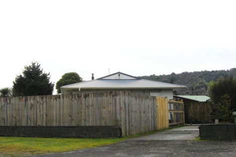 Photo of property in 45 Victory Street, Reefton, 7830