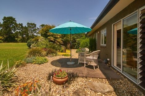 Photo of property in 10 Millbrook Drive, Waiuku, 2683
