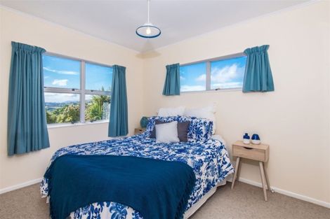 Photo of property in 43 Carluke Street, Paparangi, Wellington, 6037