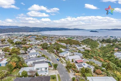 Photo of property in 49 Cypress Drive, Maungaraki, Lower Hutt, 5010